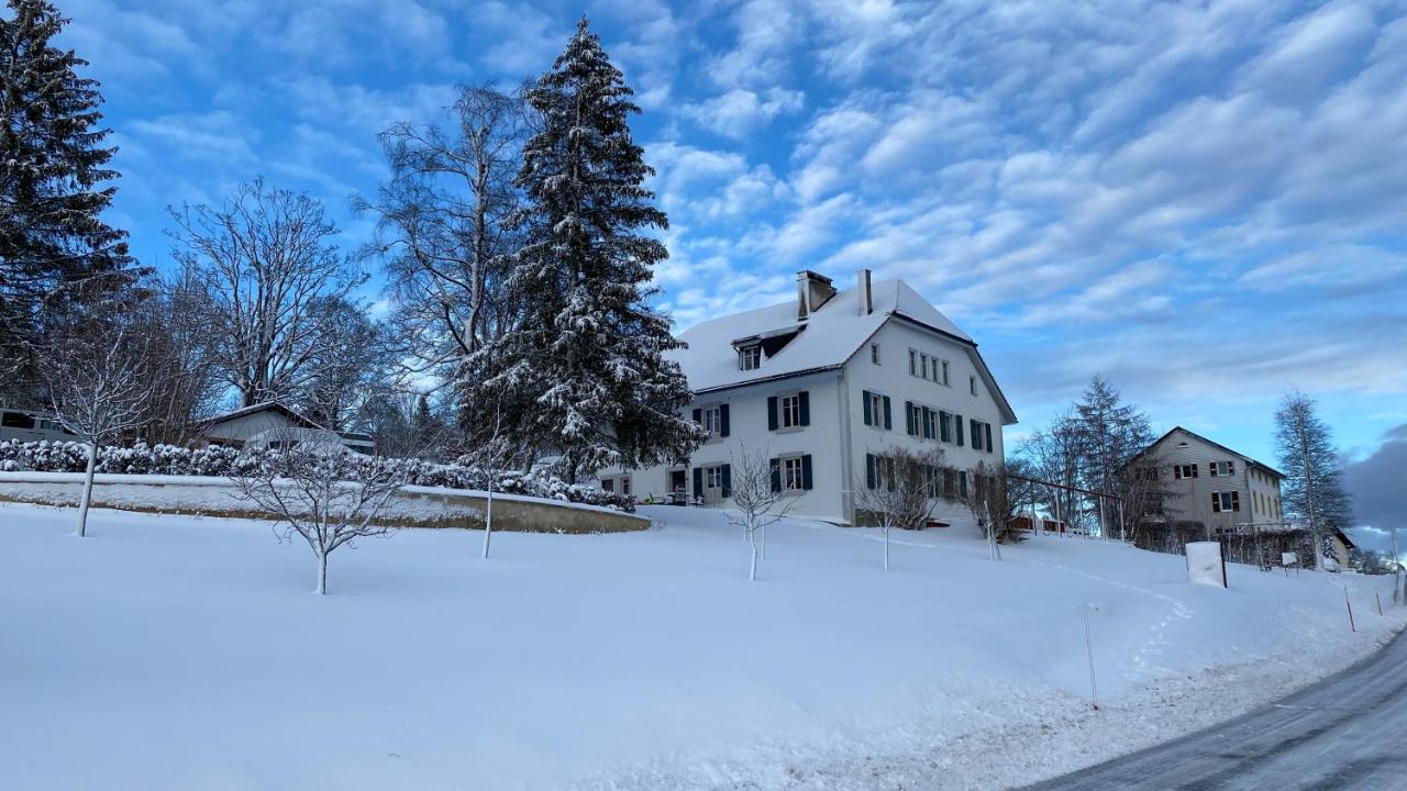 Jurabelle Bed and Breakfast La Côte-aux-Fées Exterior foto